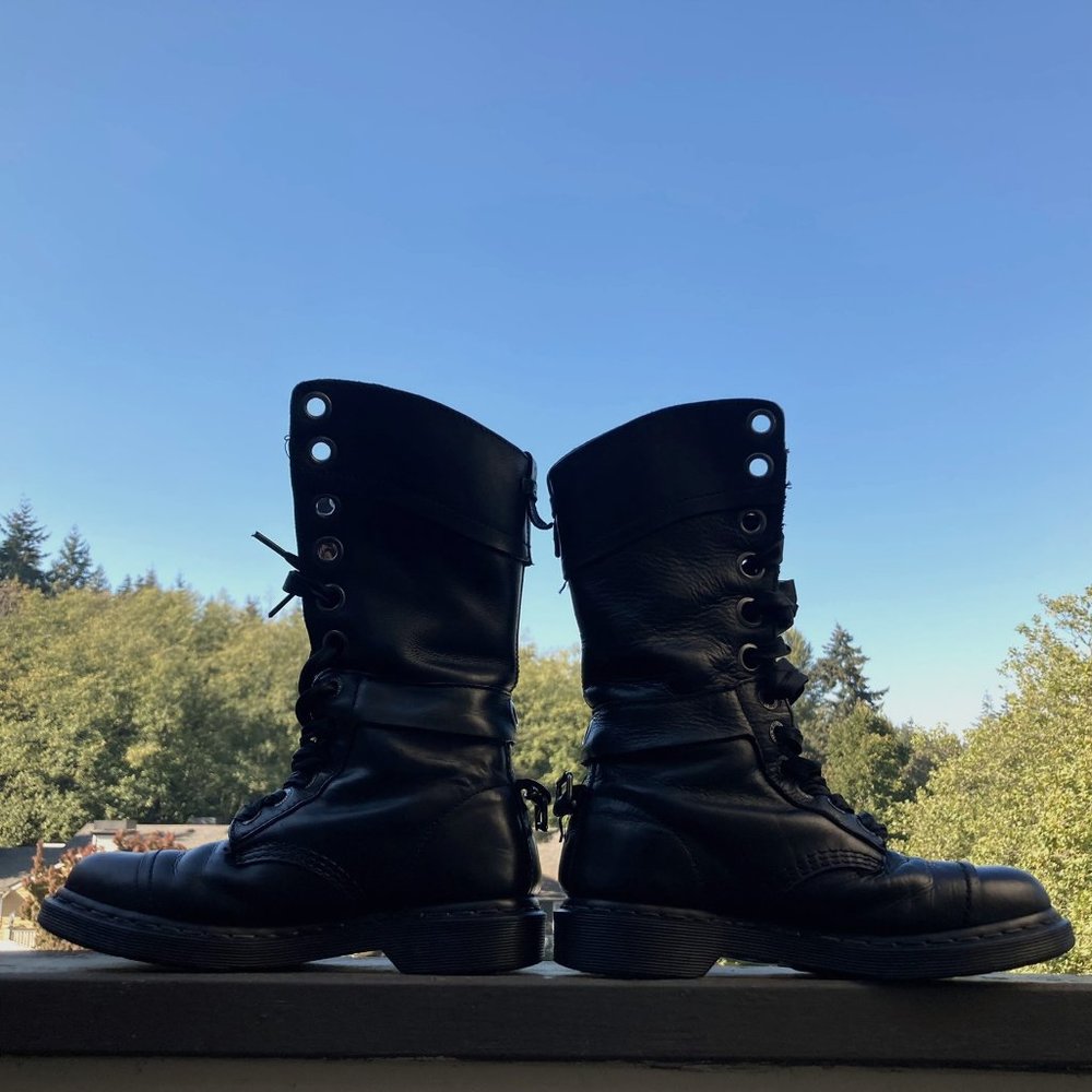 Dr. Martens Ribbon Laced Leather Boots, Size 7.